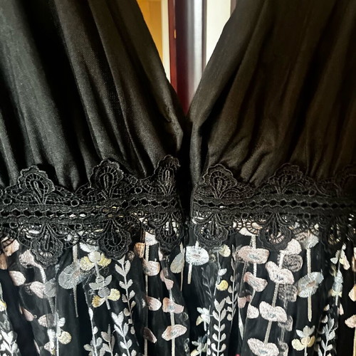 True Decadence black dress like new, size S