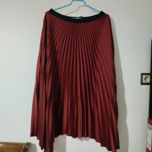 Zara skirt bordeaux like new M-L