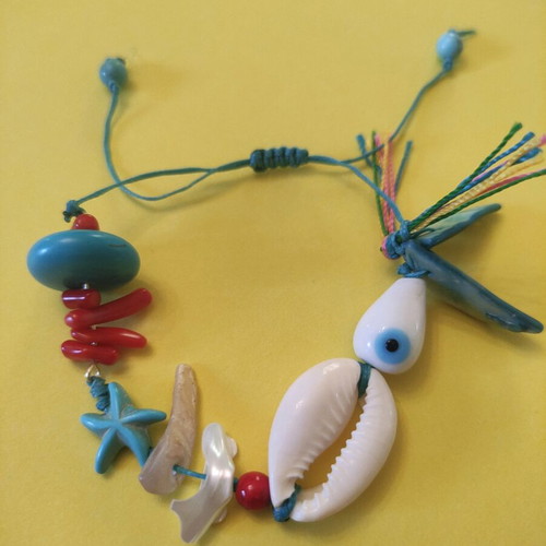 Bracelets new with real shells