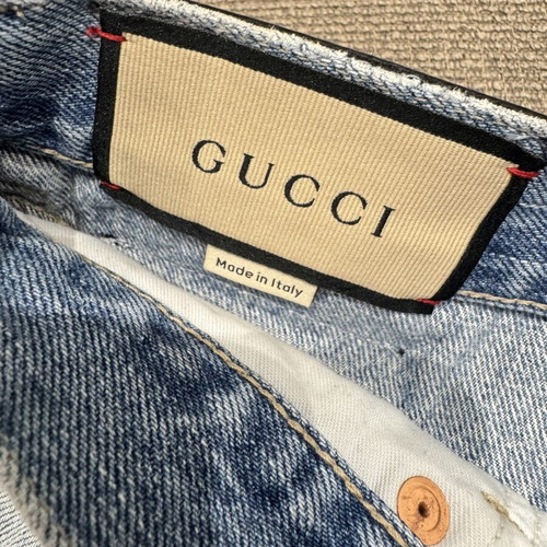Gucci Distressed Denim Shorts Size 27 Never Worn Light Blue