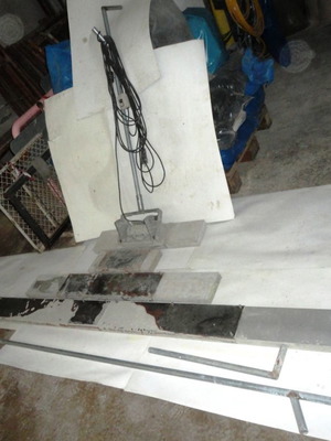 Δονητικό επιφανείας για σκυρόδεμα ιδιοκατασκευή με ανταλλακτικές πλάκες