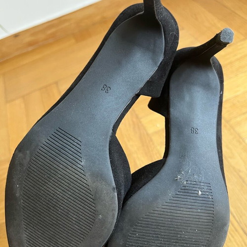 H&M pumps used, 8cm black suede, size 38