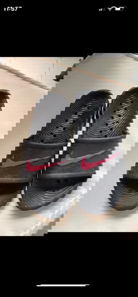 παντόφλα παιδική Nike