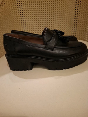 Le Ger by Lena Cercker black leather moccasins like new