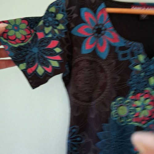 Sanu Babu ethnic dress size medium like new, cotton with mandala patterns
