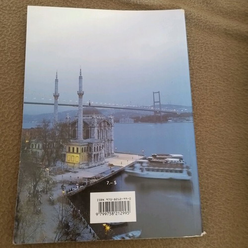 Istanbul book like new