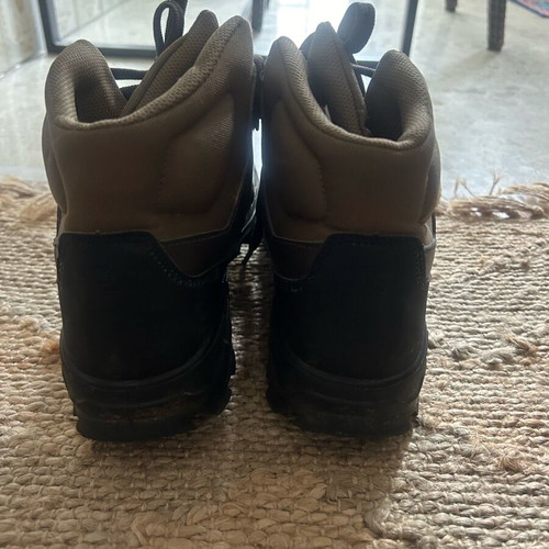 Hiking boots like new, size 41.5, black and brown