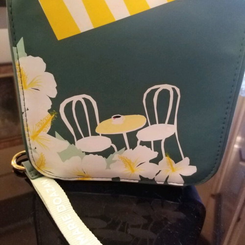 Darphin toiletry bag like new