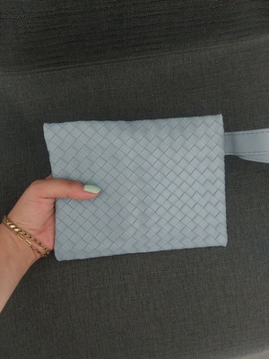 Leather cosmetic toiletry bag like new, turquoise