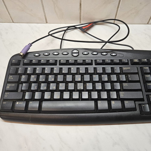 Microsoft RT2300 keyboard like new with PS/2 cable