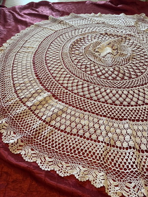 Round tablecloth 1.60cm diameter like new