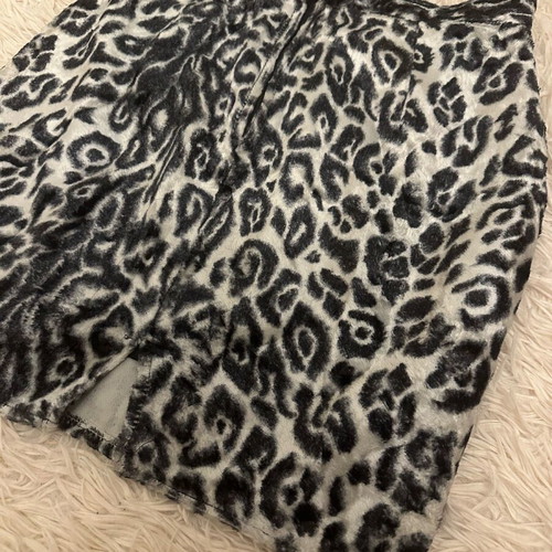 Velvet leopard skirt used, size S, black and white