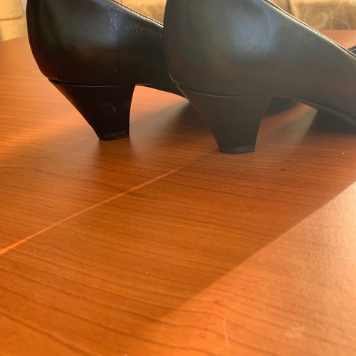Women's leather peep toe pumps used, size 37, black