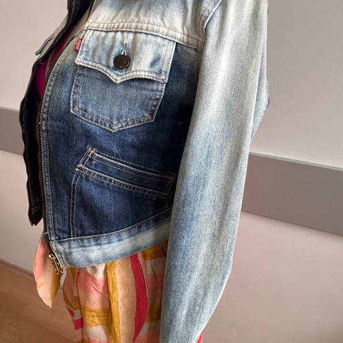 Levi's denim waisted jacket like new, size XS/S, blue