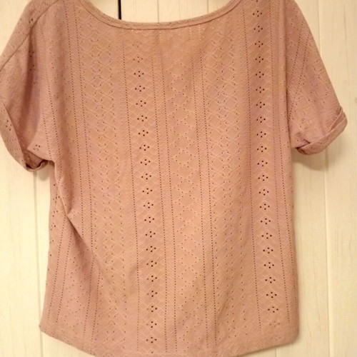 Spring blouse with lace, pink