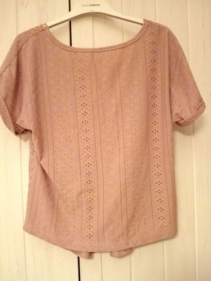 Spring blouse with lace, pink
