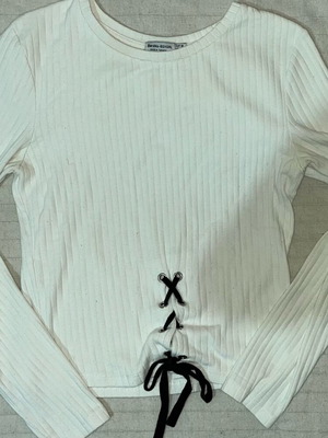 Bershka knitted blouse white like new size M