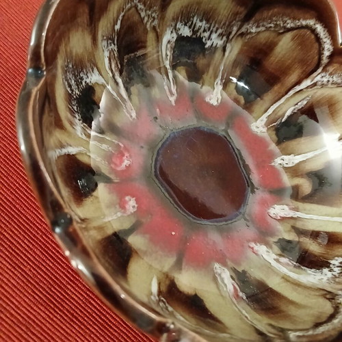 Vintage ceramic lava design 6-piece set with glossy enamel