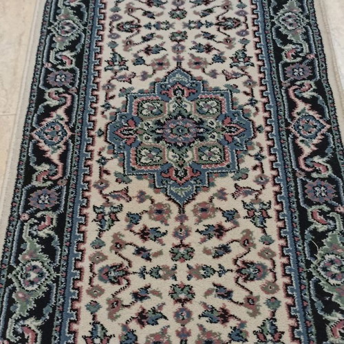 Runner 0.66m new, 60% wool 40% acrylic