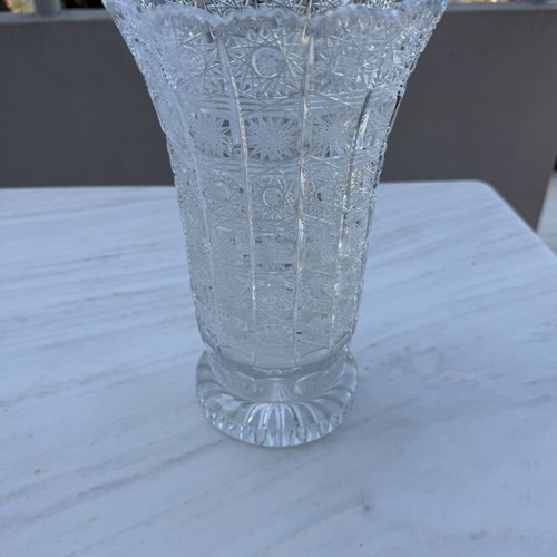 Vintage cut crystal vase like new, heavy hand-carved