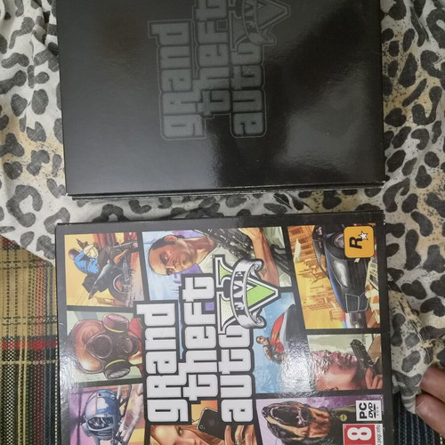 Grand Theft Auto V PC game like new