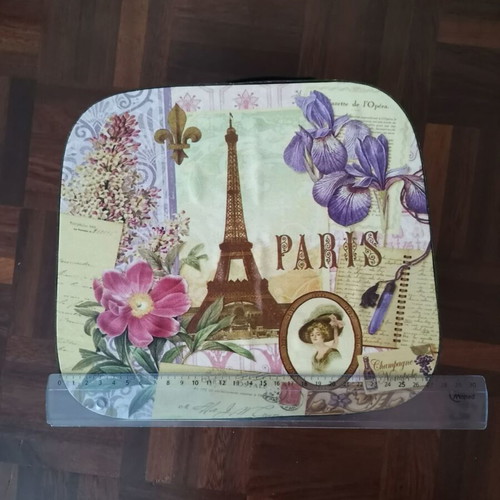 Multipurpose Case like new for photos, jewelry, cosmetics