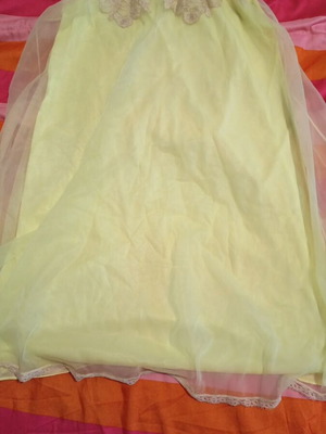 Nightgown like new yellow, sizes S and M