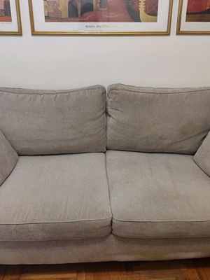 Двуместен диван like new с размери 1,75 x 92 x 69 см