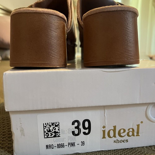 Ideal Shoes women's clogs new, pink nude synthetic suede
