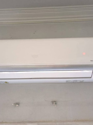Toyotomi Izuru Eco II air conditioner like new 12000 Btu