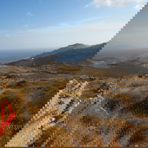 Parcel 4,770 m² in Serifos, Marmari location, buildable