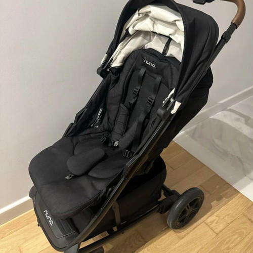 Nuna TAVOnext Premium stroller like new