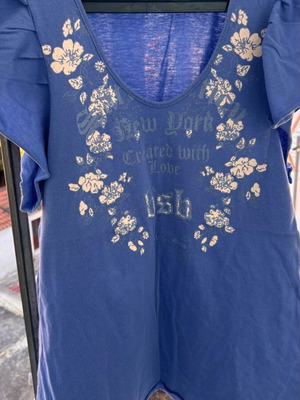 BSB women's blue medium blouse like new with wide sleeves