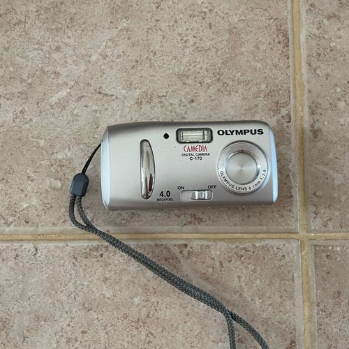 Olympus C-170 Zoom ψηφιακή compact φωτογραφική μηχανή μεταχειρισμένη