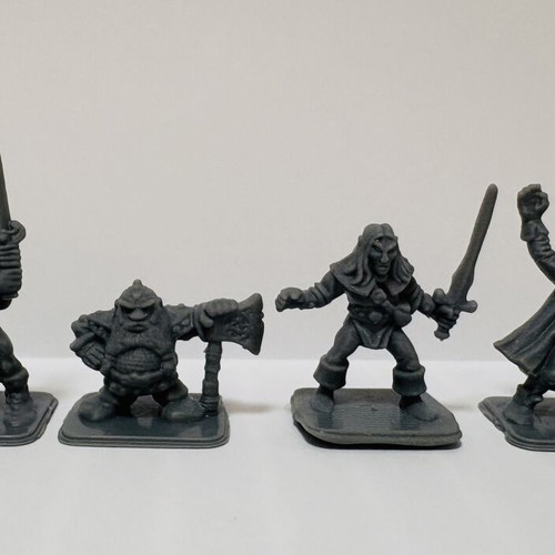 HeroQuest classic heroes pack resin figures like new