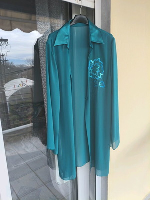 Transparent turquoise shirt like new, long 70cm