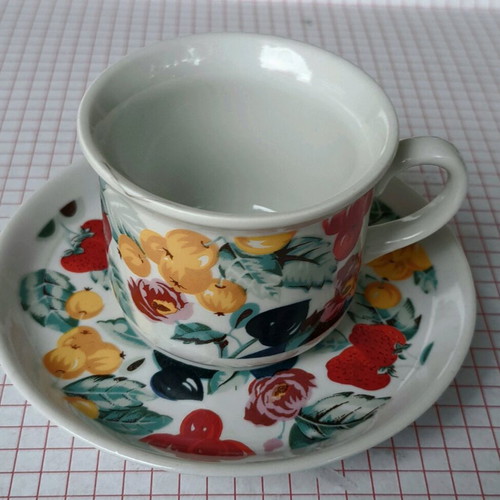 Vintage Fena Porzellan cup and saucer like new, porcelain