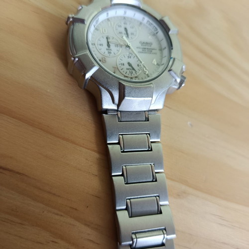 Casio Edifice EF-300N Illuminator Chronograph watch like new, white dial