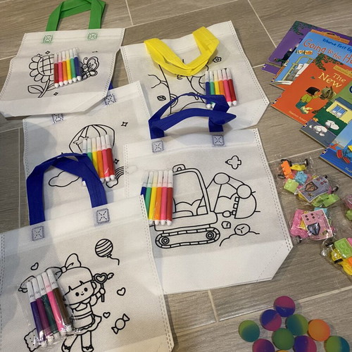 Surprise bags with new children's toys, pack of 10