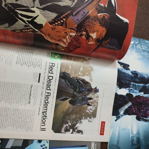 Xbox Official Magazine Christmas 2018 edition with gaming calendar