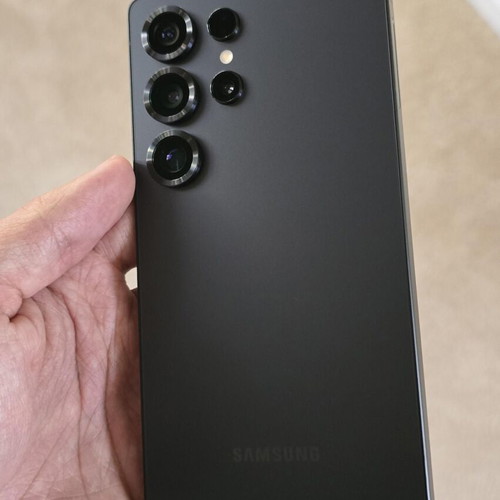 Samsung Galaxy S25 Ultra 256GB Titanium Jet Black Android phone