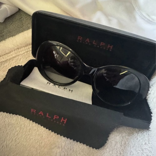 Ralph Lauren Vintage Oval Sunglasses used, black with original case