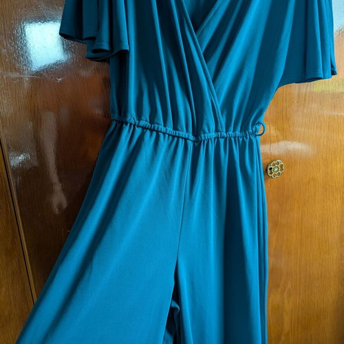 Jumpsuit petrol color size S like new with sleeve openings