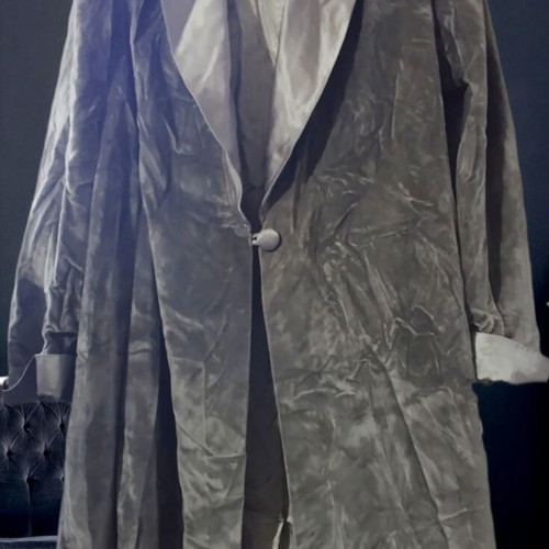 Vintage velvet coat like new, light gray elephant color, Only XL