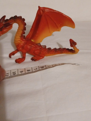 Dragon figure like new