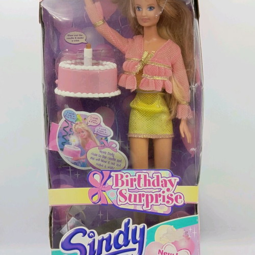 Sindy Birthday Surprise doll like new 1999-2000