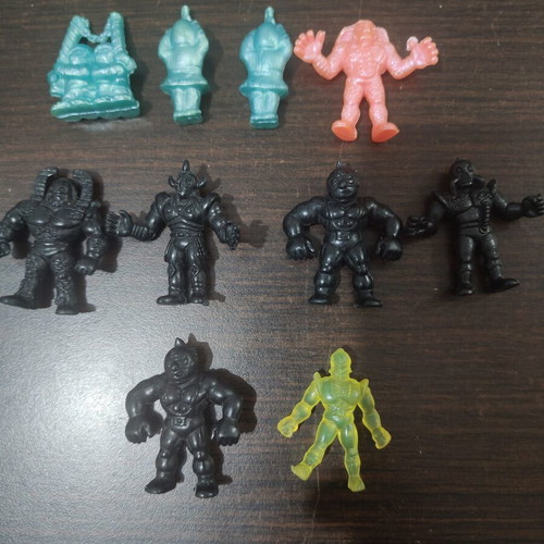 Alien figures lot, like new