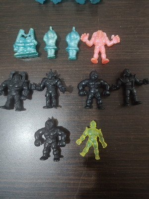 Alien figures lot, like new