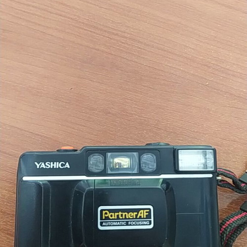 YASHICA Partner AF Automatic Focusing camera like new