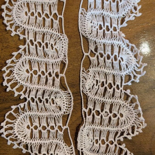Pair of handmade hairpin lace trims, vintage 40+ years, 1m x 6cm